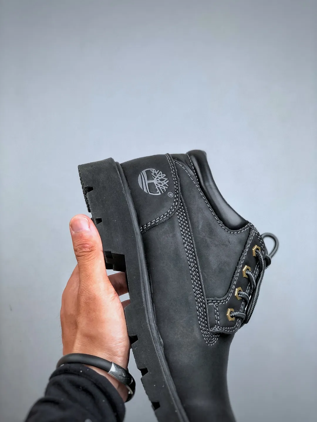 Local pick-up💰480 supports store release. New goods🚀#Timberland Timberland/Timberland classic model 25ss new low-cut classic re-engineered brand new upgrade Guangdong factory quality original box original packaging The fabric is made of Italian 🇮🇹 frosted cowhide with anti-odor and anti-corrosion genuine leather latex insoles to give you a perfect wearing experience. High-quality and durable, a must-have for sportsmen. Specialized in treating those who are not handsome. High quality and first-class feel. Exclusive supply. Size: 39-44 (one size larger)
